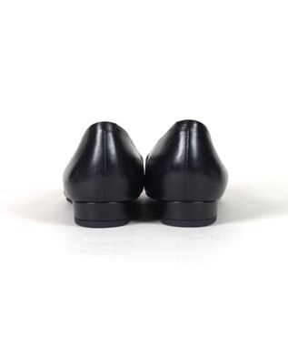 Dominic3 センターギャザー ポインテッドソフトカッター ブラック