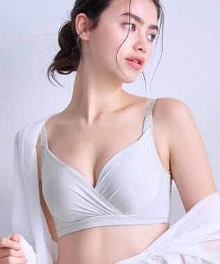 BRADELIS New York 【BRADELIS Me / ノンワイヤー・バストアップ】Perfumyブラ23S1 綿混素材で肌当たりの優しい補正ブラジャー バストにフィットしてラインが響きにくい ライトグレー