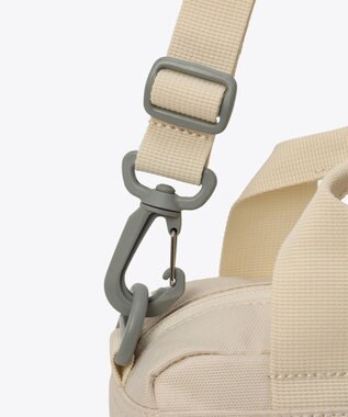 Columbia Columbia/ プライスストリームパッディドショルダー /コロンビア Chalk