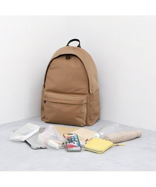 UNBILLION カシュカシュ cachecache / 【WEB限定】ユニセックスで使えるシンプル好きさんのための11ポケットリュック キャメル