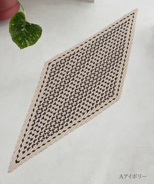 Tiaclasse 【選べる柄タイプ】プリーツスカーフ Aアイボリー