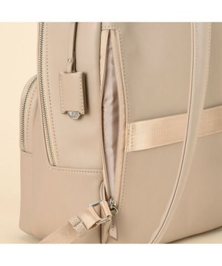 ACE BAGS & LUGGAGE  W&.Day Night ポエット ラウンドリュック A4ジャストサイズ ビジネスバッグ 11721 ダブルアンドデイナイト アイボリー