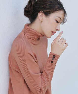 Tiaclasse 【安田美沙子さん着用・選べる2type・新色追加】ボタンニットチュニック タートル：ピンク