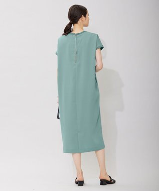 ICB 【接触冷感・UVケア・速乾・洗える】FluidBackSatin ワンピース セラドン系