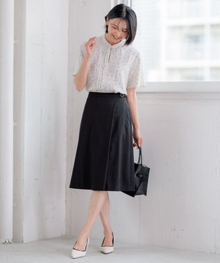 23区 S 【洗える】バックサテンアムンゼン レユールダイヤプリント ブラウス ベージュ系