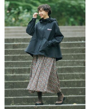 AMERICAN HOLIC ＦＩＲＳＴ　ＤＯＷＮ　バックフレアマウンテンパーカー Black