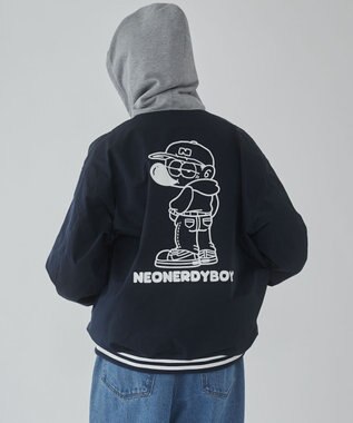 WEGO 【ユニセックス着用ITEM】グラフィックフードスタジャン ネイビー