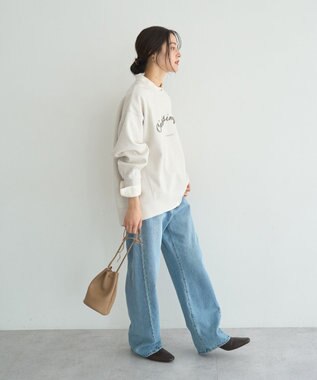 YECCA VECCA 起毛ロゴプルオーバー Ivory