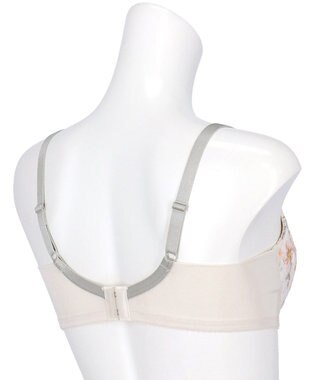 WACOAL 【小さく見せるブラ】 レーシィ ブラジャー 着やせ効果 コンパクトにメイク バストの突出をおさえる 背中の段差を軽減 大きいサイズ レディース BRB453 /ワコール クリーム