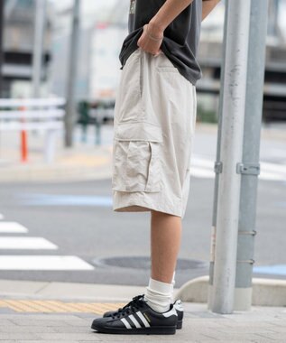 WEGO 【撥水/速乾/ウエストゴム/ユニセックス着用ITEM/MLサイズ展開】ナイロンイージーバギーカーゴショーツ ライトグレー