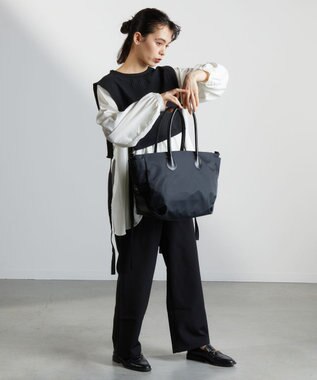 Y'SACCS ナイロン×リサイクルレザー　ホック2WAYトート　Mサイズ