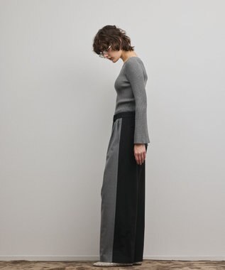 GRACE CONTINENTAL アイレットリブニットトップ グレー