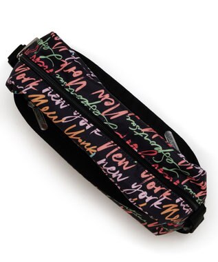 LeSportsac DANIELLA CROSSBODY/NYCスクリプトブラック NYCスクリプトブラック