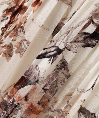 YECCA VECCA フラワー柄シアープリーツワンピース Ivory