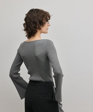 GRACE CONTINENTAL アイレットリブニットトップ グレー