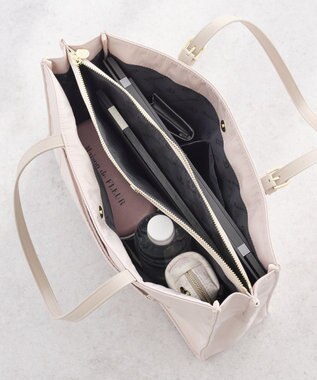Maison de FLEUR 撥水加工マルチポケットキャリーオンバッグ Grayish Pink