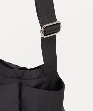 Y'SACCS 【Y’SACCS vous et】ラウンドショルダー ブラック