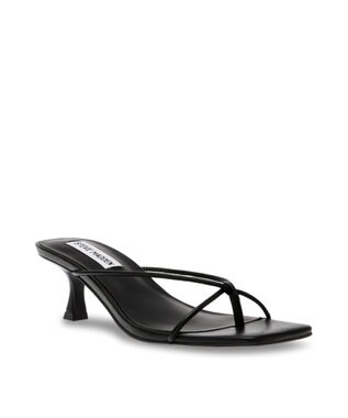 STEVE MADDEN BRINNIE トングヒールサンダル ブラック