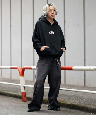 WEGO 【ユニセックス着用ITEM/裏起毛】バルーンクロップドグラフィックプルパーカー ブラック