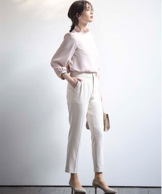 組曲 【KUMIKYOKU NAVY】コンフォータブルドレープフリル テーパードパンツ サンドベージュ系