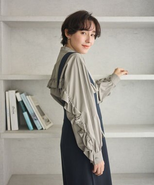 #Newans 【シワになりにくい/洗濯機可能】ラウンドフリルバンドカラーシャツ グレー