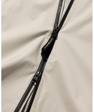 JOSEPH ABBOUD MOUNTAIN 【軽量/撥水/防風/透湿防水素材/JAPANファブリック/男女兼用】　　マウンテンシェルパーカーコート アイボリー系