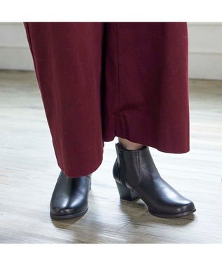 ing <ing>ラウンドショートブーツ ブラック