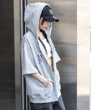 WEGO 【ユニセックス着用ITEM】カレッジロゴジップパーカー（SS） 杢グレー