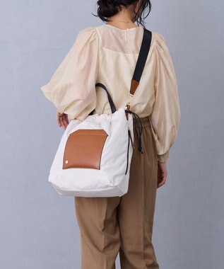 MioFIRANO SILHOUETTE V001 ショルダーバッグ はっ水 A4サイズ対応 IVORY