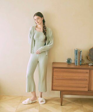 une nana cool とろみ素材がここちよいカップ付きキャミソール　moi room（モアルーム） オリーブ