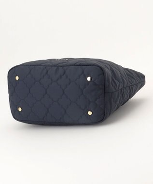 TOCCA 【A4サイズ対応・撥水】CHECKER CLOVER QUILTBAG キルトバッグ ネイビー系