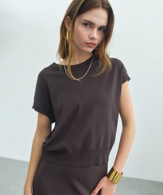 BEIGE， 【ロングセラー】LAURA / ストレッチ ドロップショルダーニット