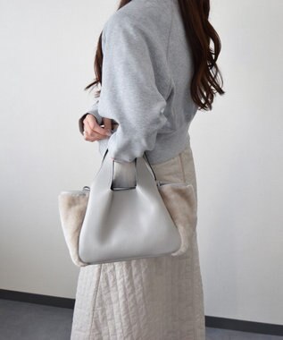 INTER-CHAUSSURES 【RIPANI】ムートンコンビレザーハンドバッグ ライトグレー