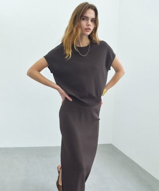 BEIGE， 【ロングセラー】LAURA / ストレッチ ドロップショルダーニット Brown