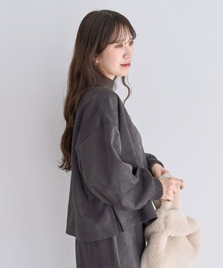 Green Parks ・ＥＬＥＮＣＡＲＥ　ＤＵＥ　エンボスプルオーバー Charcoal Gray