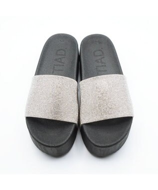 APOM ラインストーンリカバリーサンダル シルバー