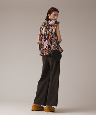 GRACE CONTINENTAL フラワープリントタックブラウス ブラック