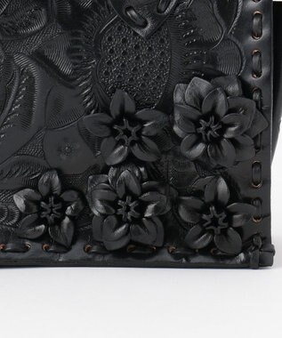 GRACE CONTINENTAL Motif Maestra ブラック