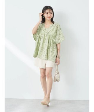 earth music&ecology コットンレースＶネックブラウス Off White