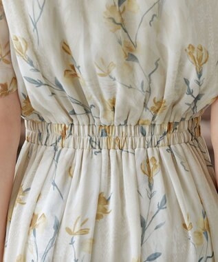 Tiaclasse 大花柄シフォンワンピース ライトベージュ