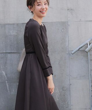 Tiaclasse 【安田美沙子さん着用・新色追加・洗える】ベロアラインフレアワンピース チャコールグレー