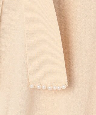 Feroux 【洗える】プチパールボウタイ ニット アイボリー系