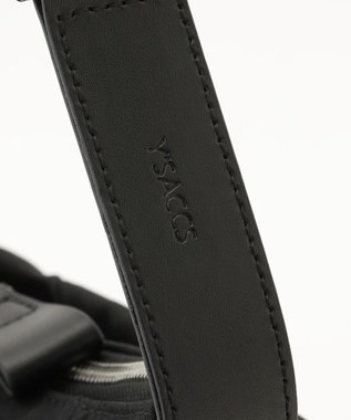 Y'SACCS ストリームラインポシェット ブラック