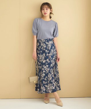 Feroux フラワーモチーフプリント スカート ネイビー系1
