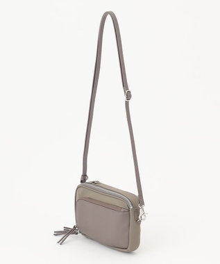 Y'SACCS ナイロン×リサイクルレザー　コンビマルチポシェット グレージュ