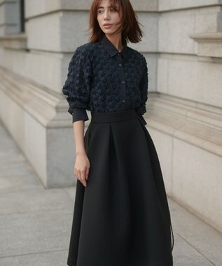 自由区 シアージオメトリックジャカードクロップド丈 ブラウス ネイビー