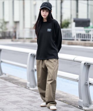 WEGO 【ユニセックス着用ITEM/MLサイズ展開】ガールプリントT（LS） ブラック