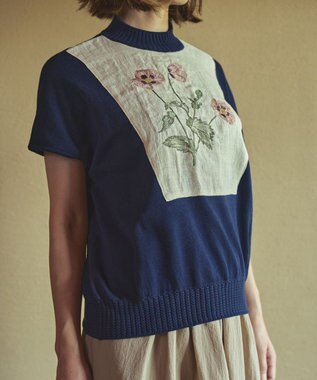 muuc ポピー刺繍フレンチスリーブプルオーバー〈日本製・高級綿100%の光沢と柔らかさ〉〈繊細な花刺繍〉〈大人の夏ニット〉〈ゆったりフリーサイズ〉 ネイビー