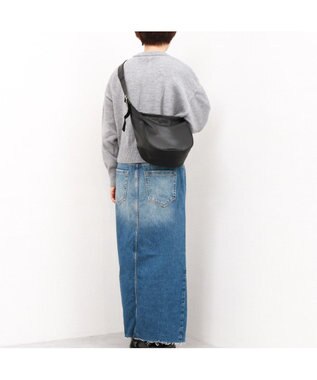 UNBILLION カシュカシュ cachecache / レザータッチソフトショルダーバッグ ブラック