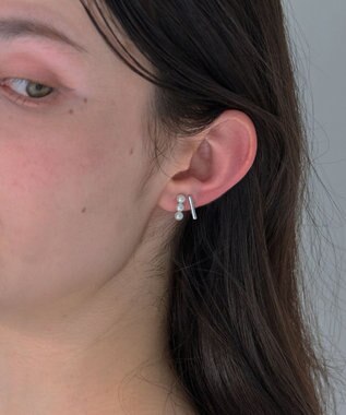 Phoebe 【痛くないシリーズ/金属アレルギー対応】ダブルデコレイトパールライトフィットイヤリング　シルバー シルバー